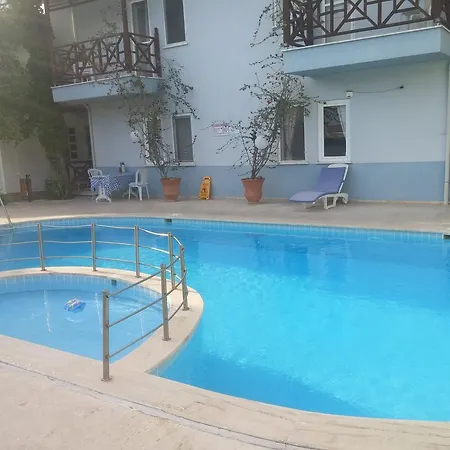 Turtle Beach Bungalows Daire